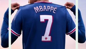 FIFA 22 ya está listo para la competición: Mbappé repite como estrella de portada y confirma fecha para su primer tráiler