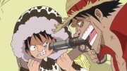 ¡Situación explosiva! Luffy contra el falso Luffy
