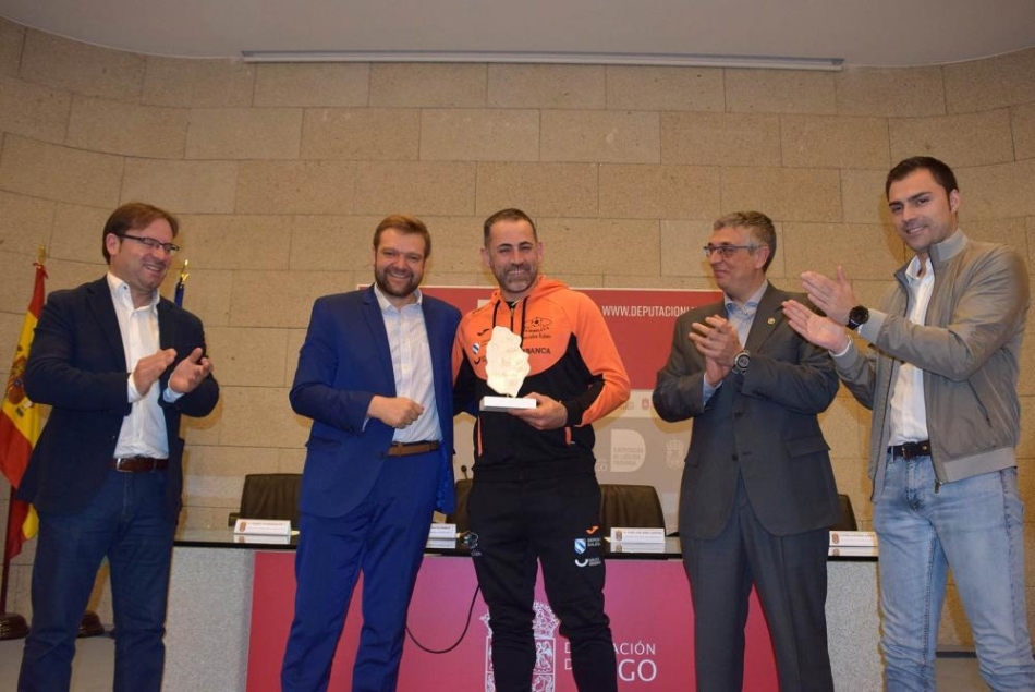 A Deputación de Lugo homenaxe os Campións Laranxas