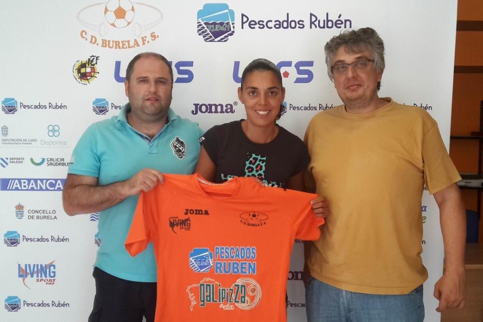 A internacional Ceci defenderá a camiseta laranxa en 2015-16