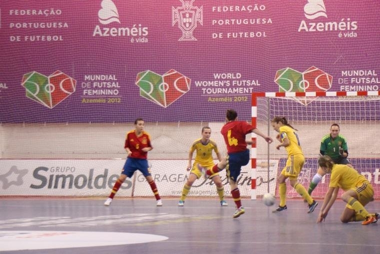 A Selección de España convoca a Peque para dous amigables en Hungría