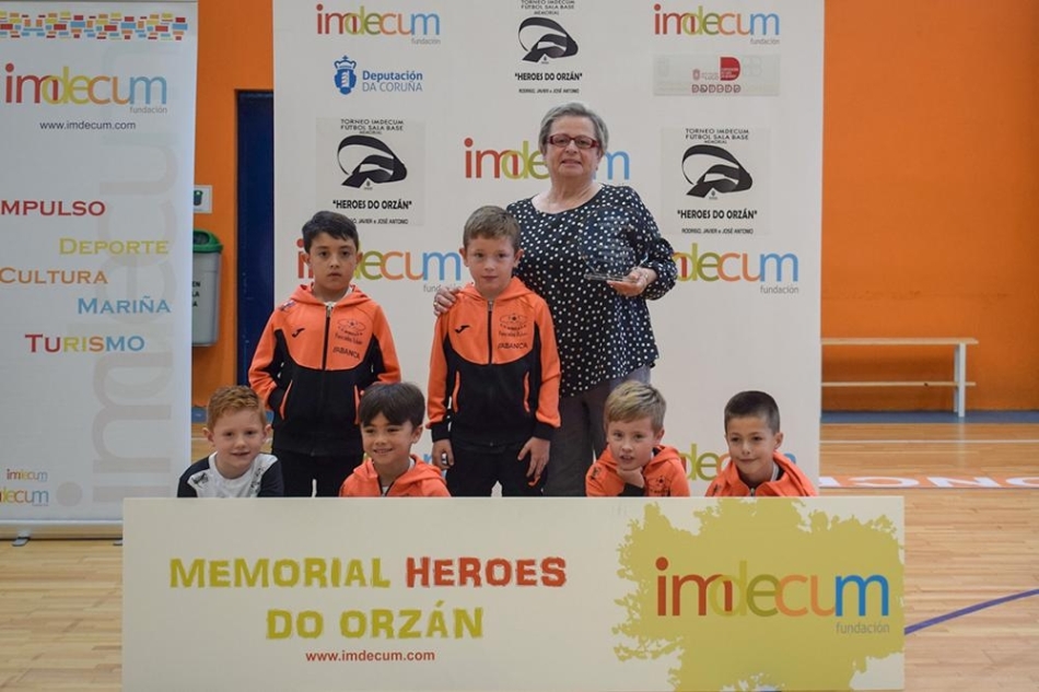 As Xoias Laranxas despediron 2018-19 co Memorial Heroes do Orzán