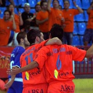 Comienza a rodar el Burela FS 2011-12 con los entrenamientos de verano