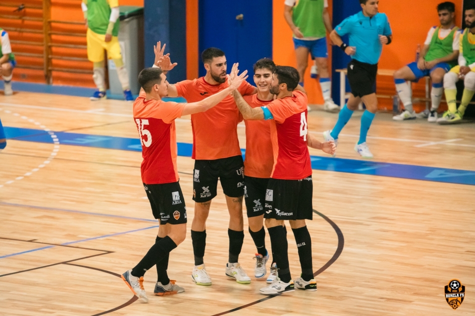Comienza la 2ª División de Futsal Masculina y las Campeonas de Todo: segundo partido de liga, segundo derbi