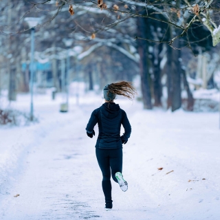 ¿Cómo protegerse del frío y de la lluvia cuando haces deporte?