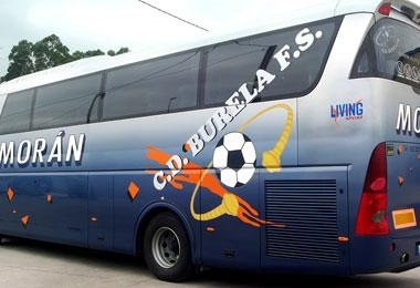 El Burela FS estrenará autobús personalizado en su viaje a Narón