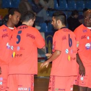 El Burela vence con solvencia al Brihuega y se medirá al Gáldar en el play off de ascenso