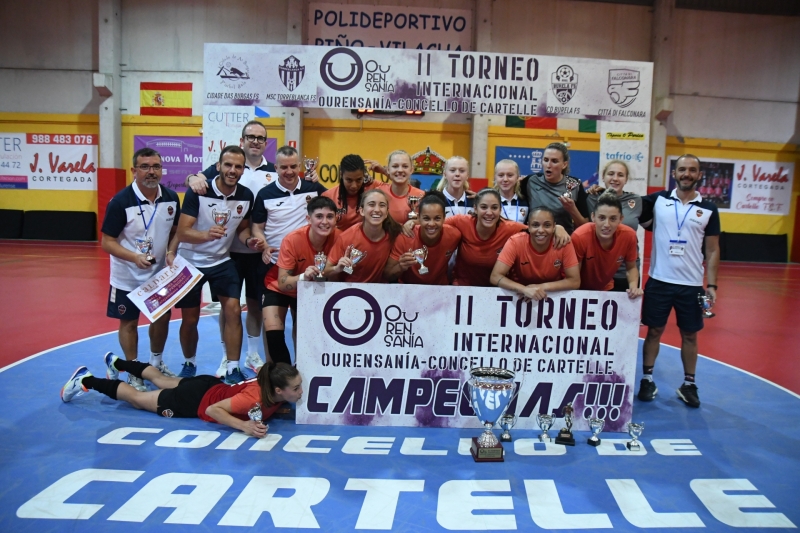 EL CD Burela FS se alza con la victoria en el II Torneo de Ourensanía-Concello de Cartelle
