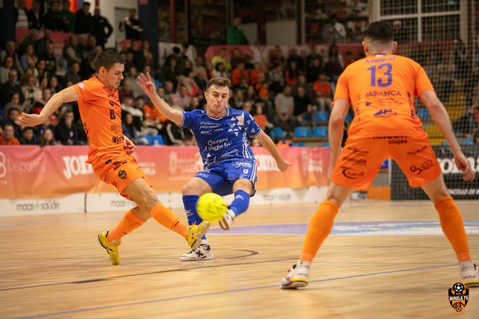 El Pescados Rubén Burela cae ante el Quesos El Hidalgo Manzanares en un partido muy táctico que se decidió en el tramo final (0-3)