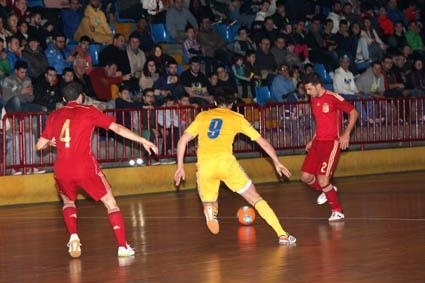 Espectáculo internacional en Vista Alegre con clara victoria de España sobre Ucrania (4-0)