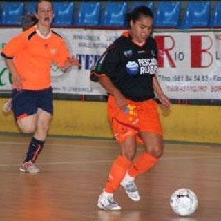 Golpe de autoridad naranja en la Copa Galicia Femenina