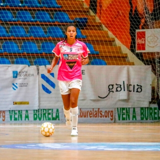 Jenny Santos renueva con CD Burela FS