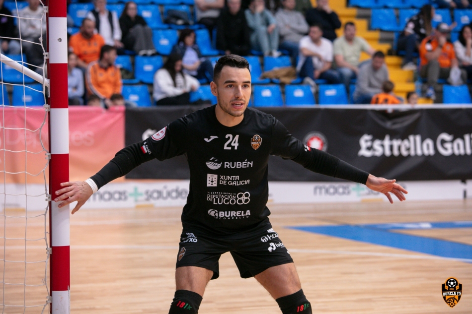 ­­­­Un imperial Kaluza sobresale en un Pescados Rubén Burela que dominó en el electrónico al Illes Balears Palma Futsal y cedió el empate al final