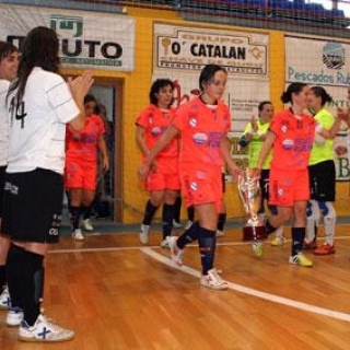 Leis y A Fervenza, primer obstáculo de las naranjas en la Copa Galicia