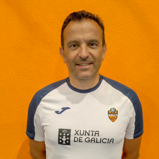 Míchel Couceiro renueva como entrenador de portería del CD Burela FS