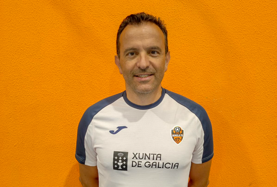 Míchel Couceiro renueva como entrenador de portería del CD Burela FS