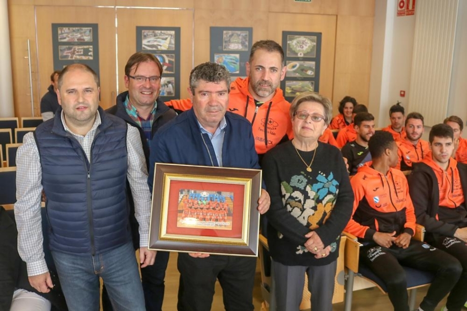 Reconocimiento del Ayuntamiento de Burela a los Campeones