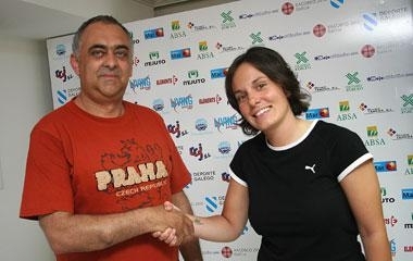 Rosana renova o seu compromiso co Burela FSF Pescados Rubén