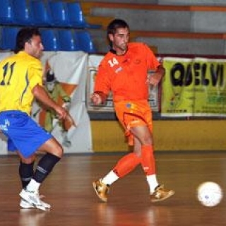 Turero finalizará la temporada en el Automoción La Junquera, de Segunda B