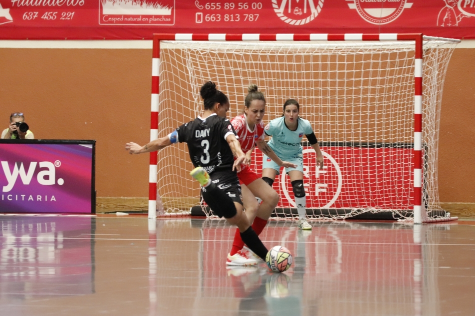 Un hambriento Pescados Rubén Burela FS fuerza el tercer partido para conseguir el Título de Liga (2-4)