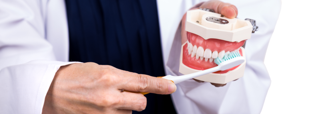 ¿Cómo cepillarse los dientes correctamente?