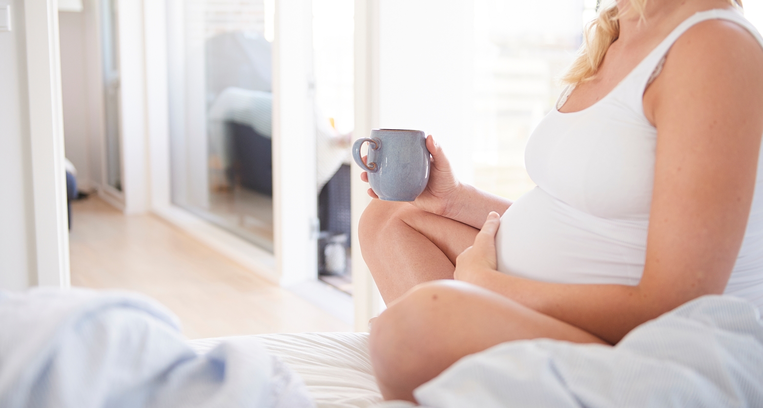 ¿Es recomendable consumir café durante el embarazo?