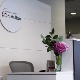 Instalaciones Clínica Dental en Milladoiro, Doctor Aullón