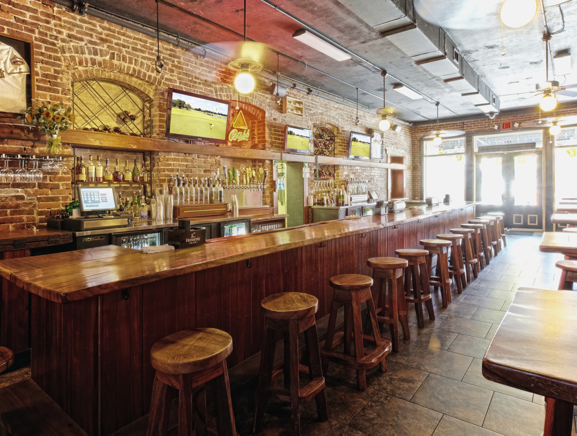 Seguros para bares: ¿Cómo proteger mi negocio y mis clientes?