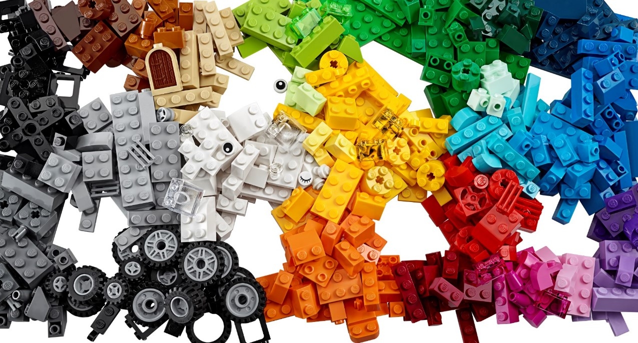 LEGO Classic: Caja de ladrillos creativa 10696 (Edad Mínima: 4 - 484  Piezas)
